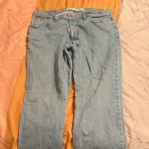 Arizona Jean Company Men's Relaxed Light Blue Jeans